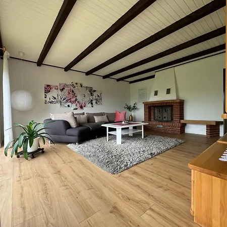 Lavendelhaus 펜션 Westoverledingen